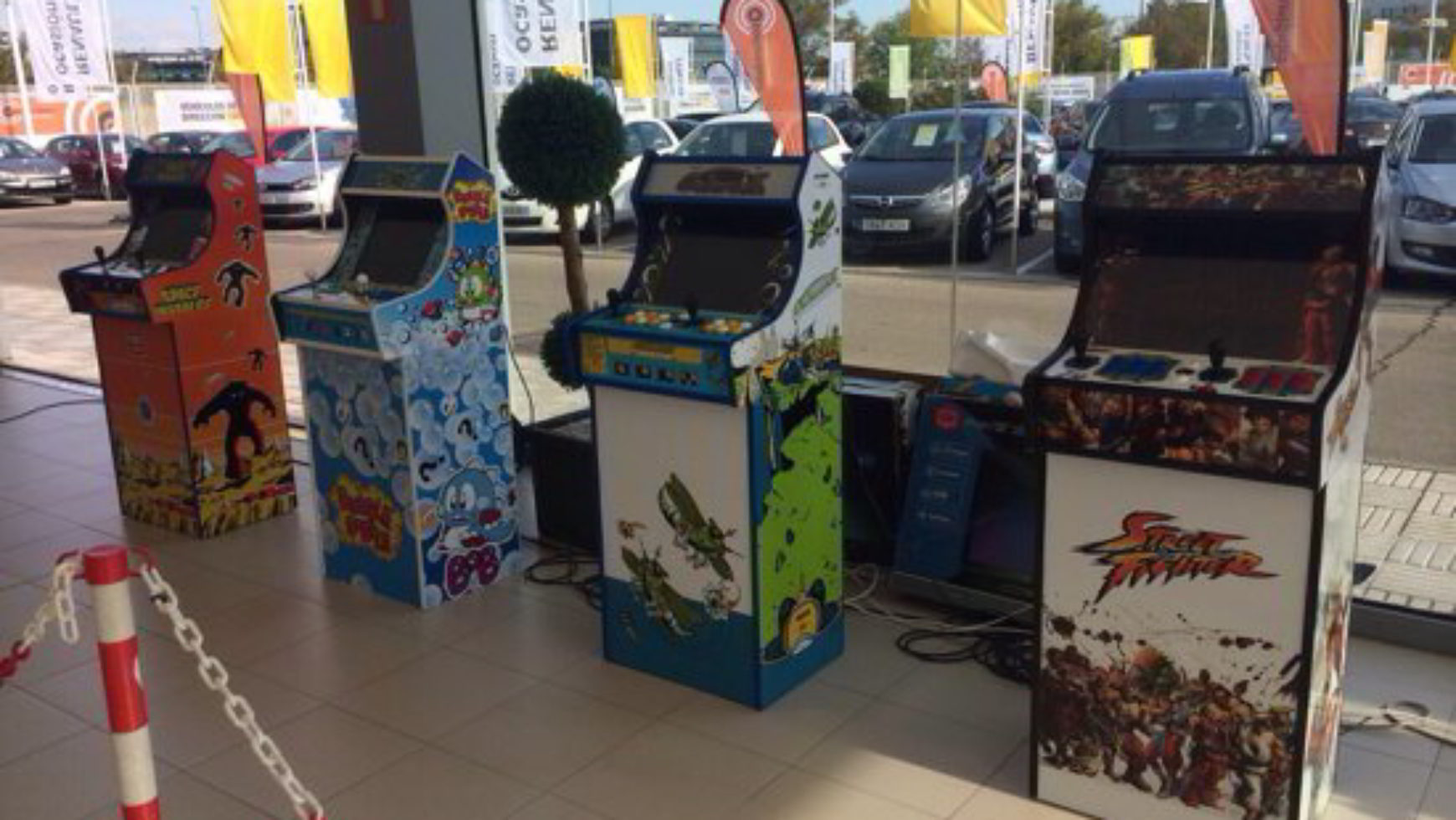 MAQUINAS ARCADE EN TU BODA