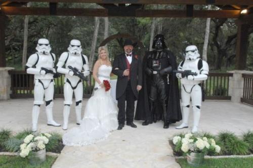 Soldados Star Wars en boda